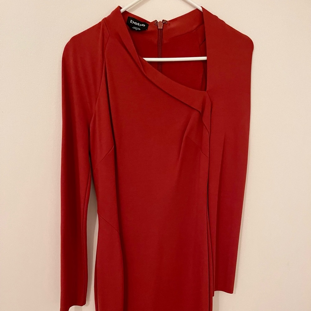 Long sleeve fitted dress with right leg slit